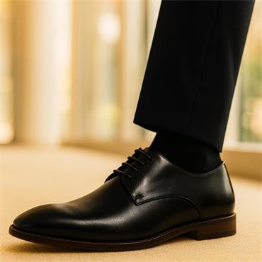 6th Sense Guitar Plain Toe Dress Shoe - Black